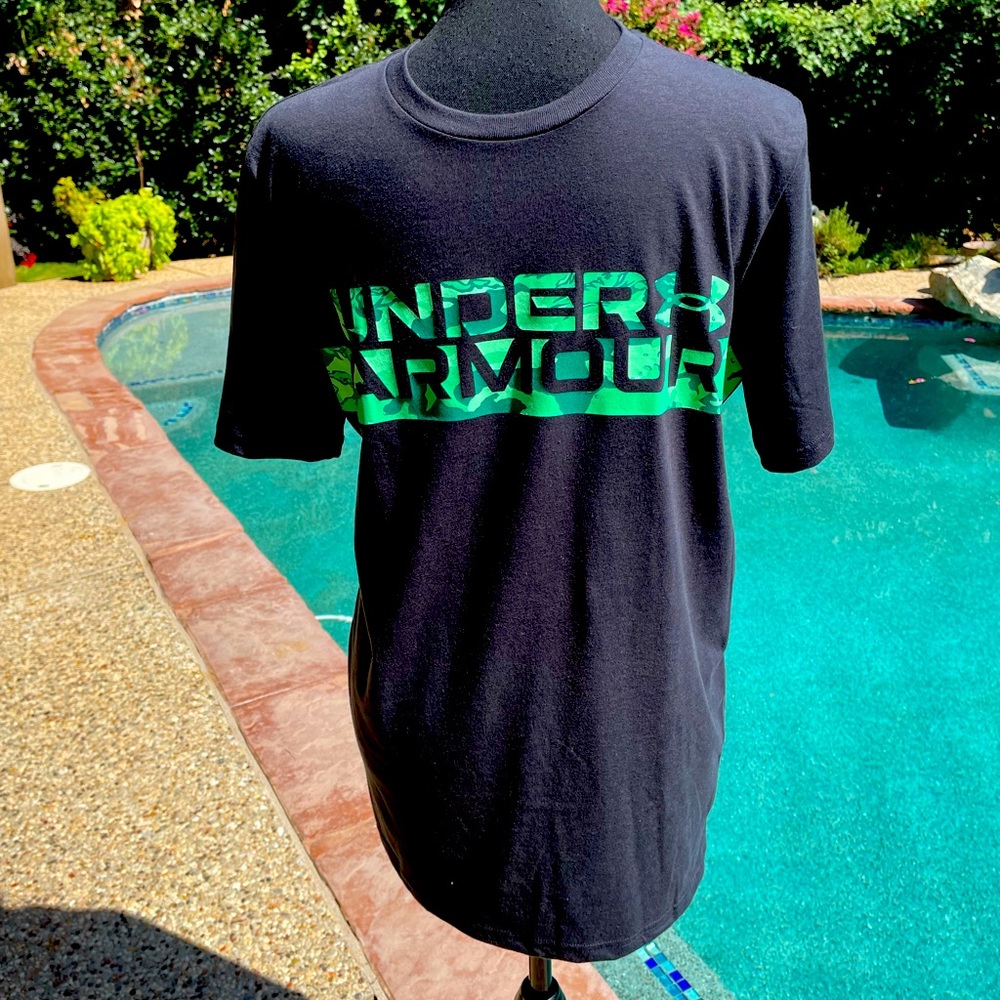 Under Armour, black, short sleeve, Shirt, size S